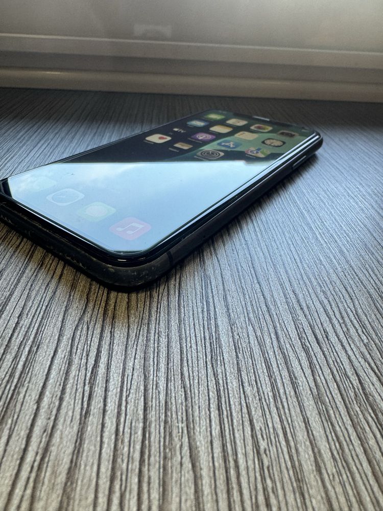 Apple Iphone 11 84% battery