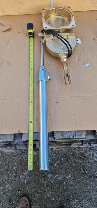 Cilindru hidraulic vidanja ridicare acționare clapeta pe baza de coman