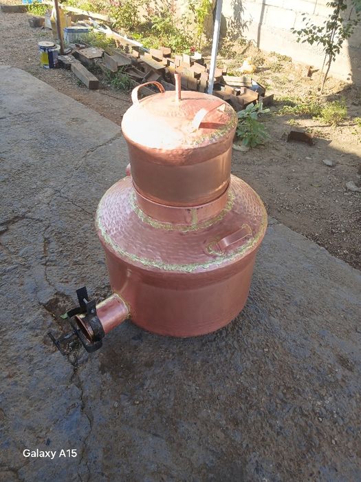 Vând cazan de tuica 100litri din cupru alimentar
