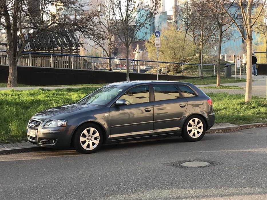 Audi A3 S-line 1.6 FSI