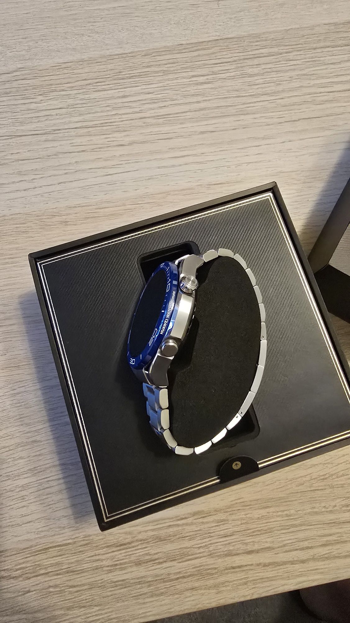 Смарт часовник Huawei Watch Ultimate