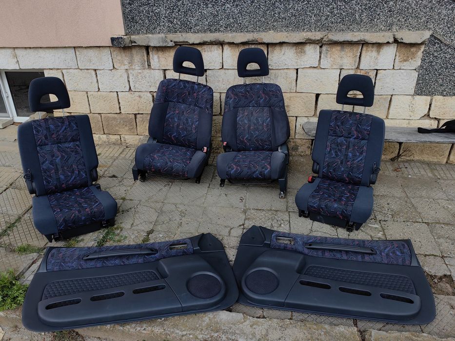 Салон от RAV 4 FACELIFT (Първа генерация). 1995 - 2000 рав 4 салон