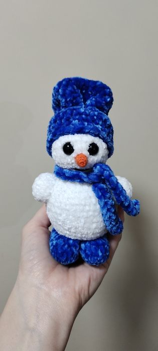 Продам снеговика. Новый