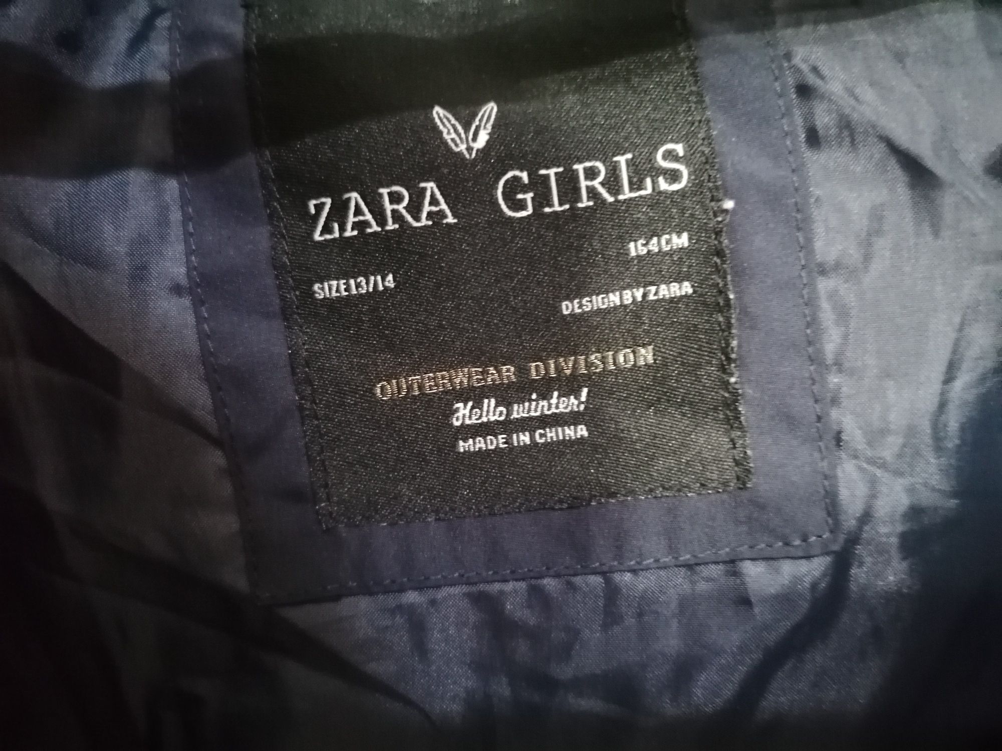 Geaca de iarna cu blanita pentru fete Zara
