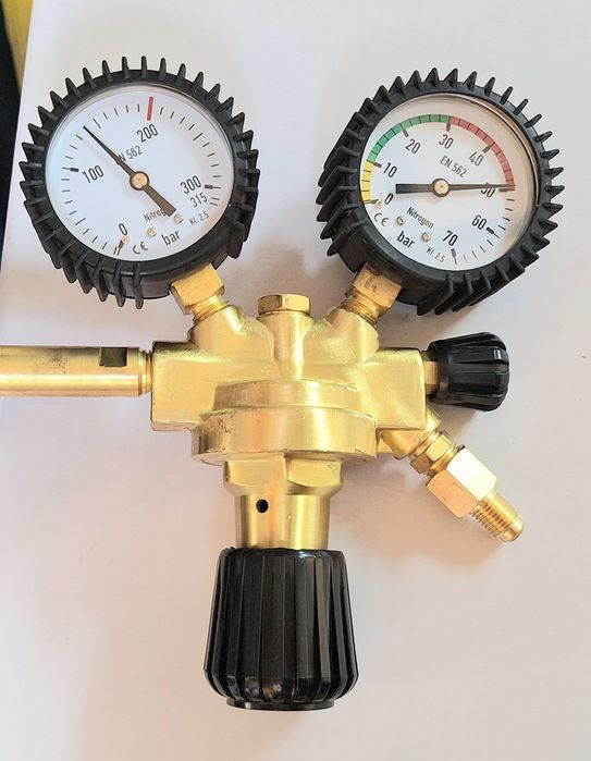 Азот редуктор 16bar;30bar;50bar,накрайник клима