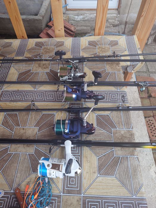 Продавам въдици, във перфектно състояние