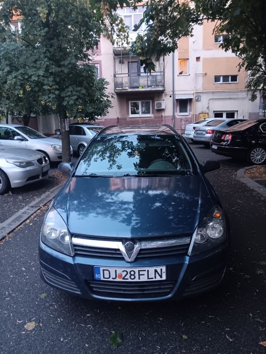 Vând Opel astra H