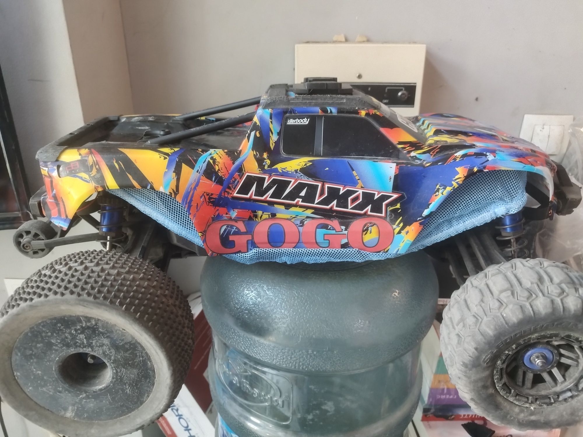 Traxxas maxx ,rc рц
