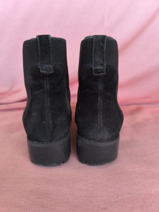 Ghete piele Musette