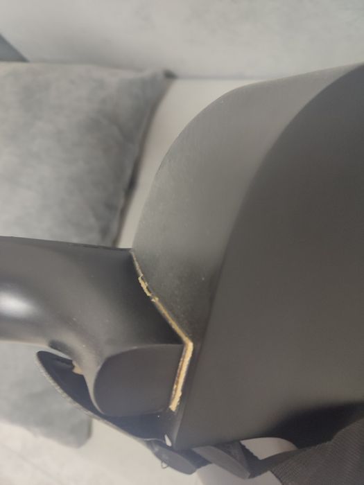 Продается Гитара с чехлом