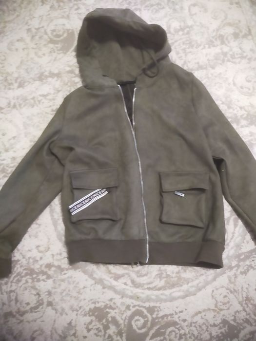 Продаю спортивные женские вещи