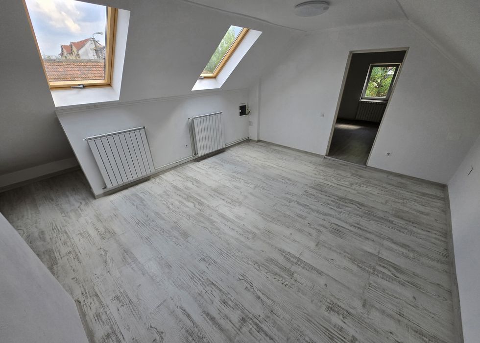 Vând casă 4 camere, curte proprie, Iosia – Oradea