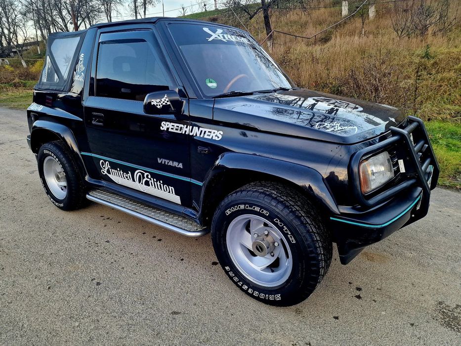 Suzuki Vitara 1.6 JLX 4 x 4 " Cabrio " Jante Aliaj 15 inch " Un set de roti de iarna