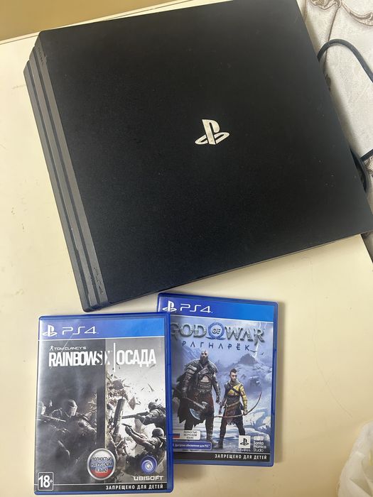 PlayStation 4 PRO