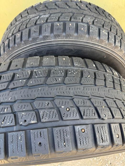 Продам зимние шины без порезов и латок R 18 285/60