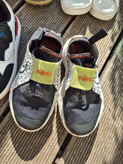 6 чифта детски обувки размери 28-30