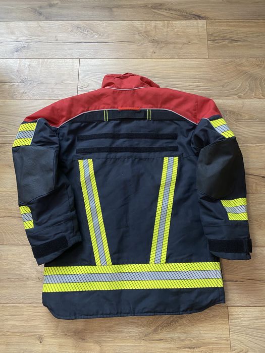 ROSENBAUER-jacheta , impecabila, profesionala, pt pompieri, size 48/50