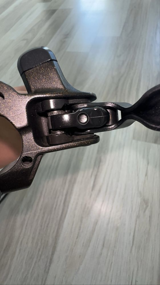 Shimano ZEE 4 бутални спирачки