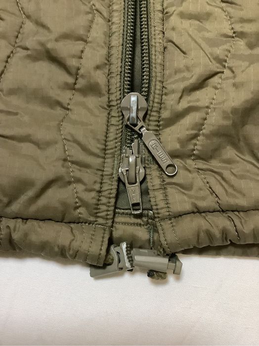 Jacheta militara matlasata L