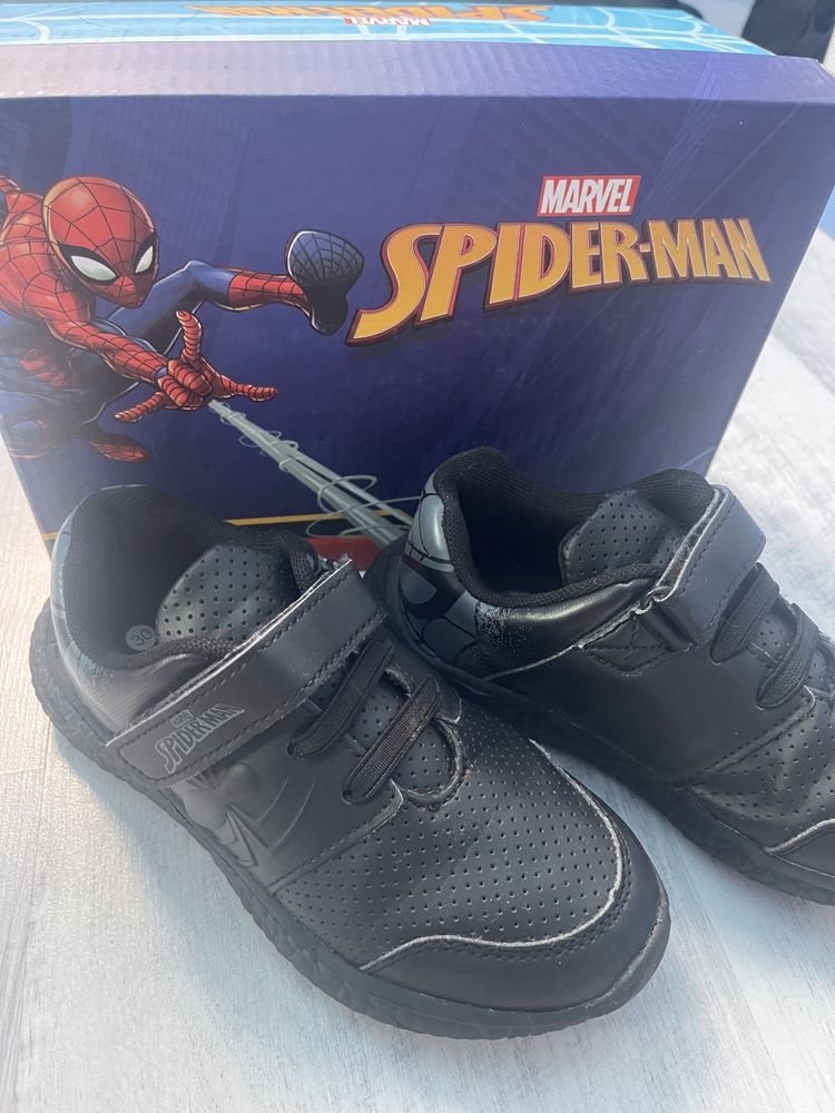 Adidasi spiderman nr 30