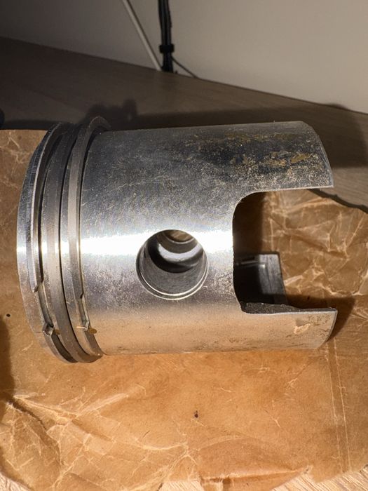 Бутало за Иж спорт . Чисто ново!