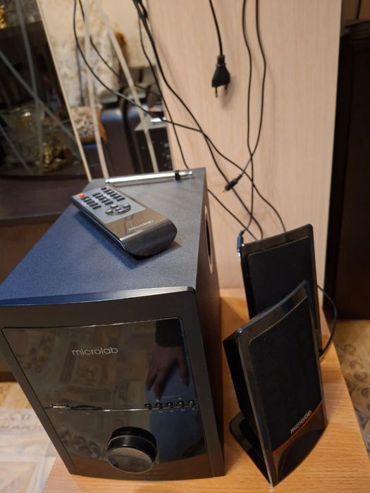 Компьютерные колонки Microlab M-700U