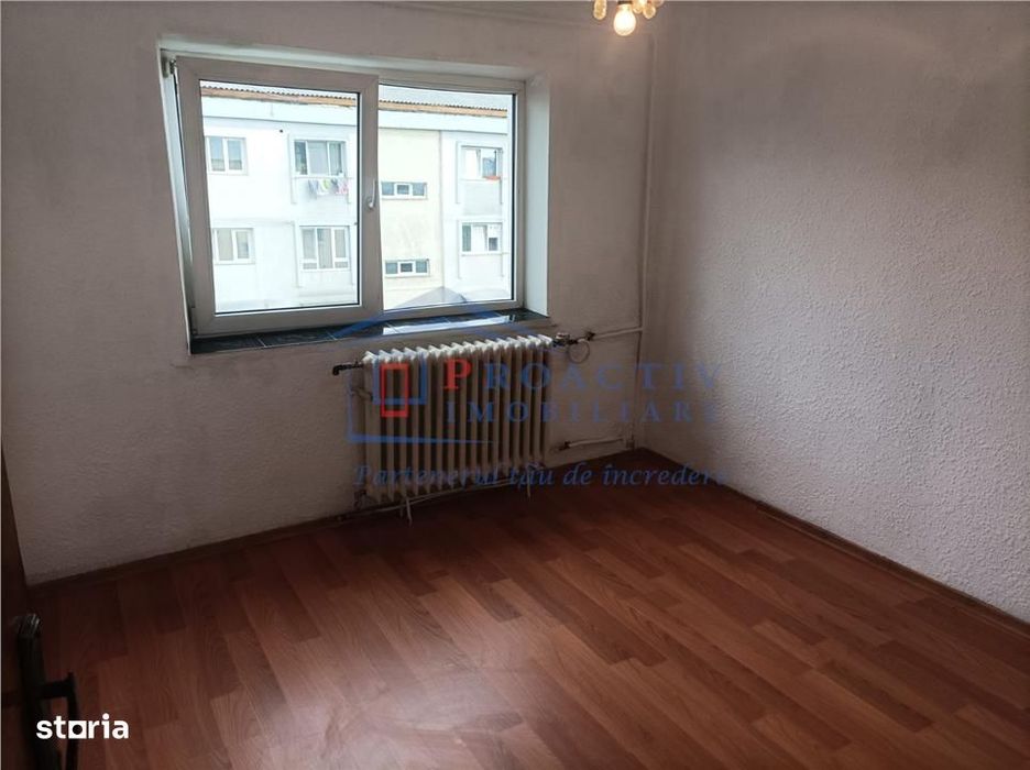 Apartament cu 2 camere, Burdujeni, 2c-7259