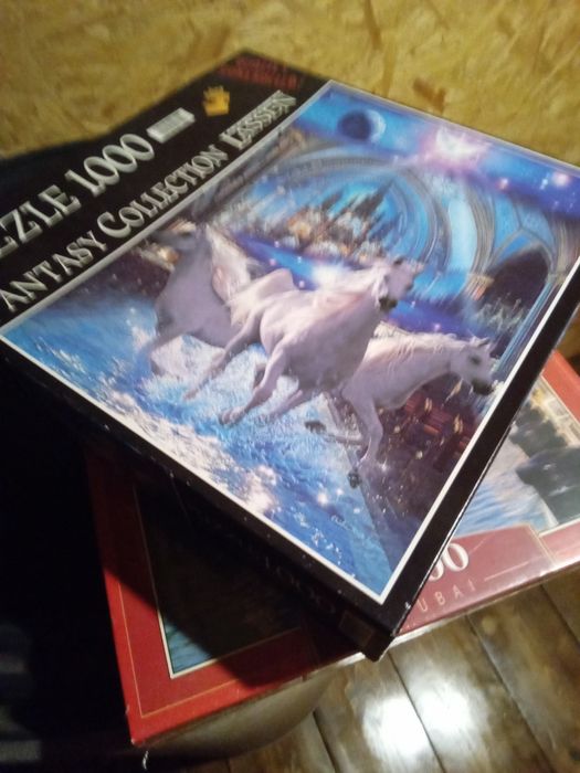 Vând puzzle nou, în cutie