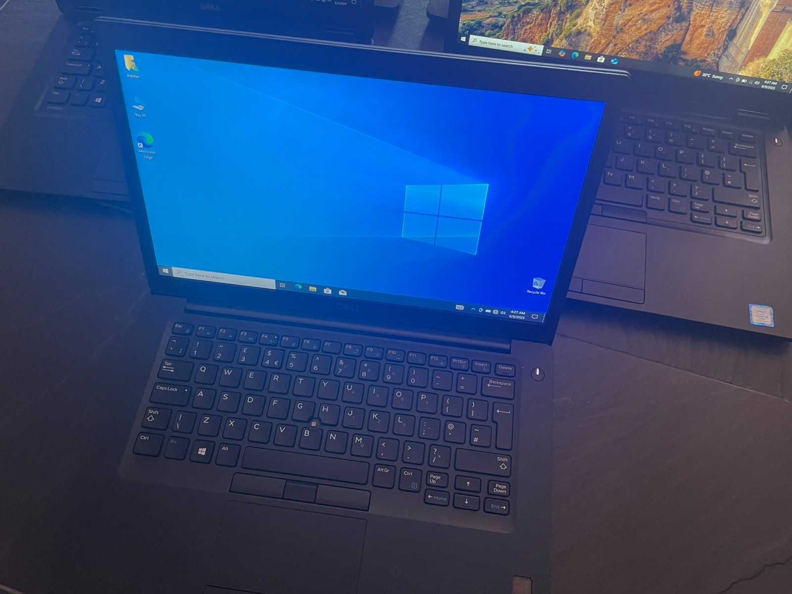 10 броя DELL LATITUDE i5 - 7th, 8th gen / 8GB RAM / КЛАС А / А-