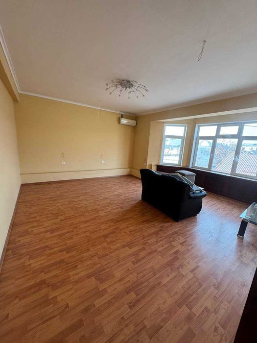 Сдаётся в аренду просторное здание под бизнес