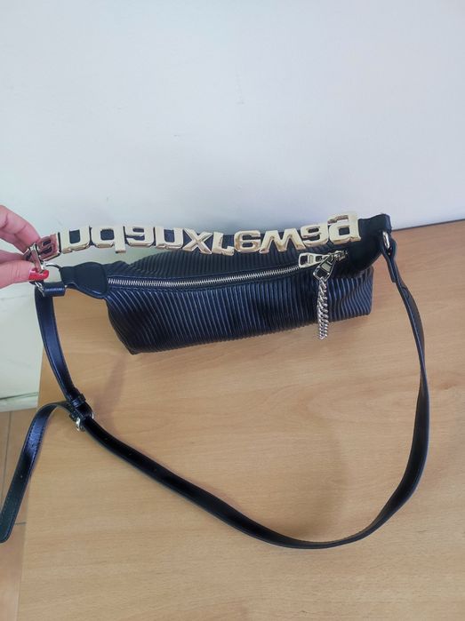 Черна дамска чанта