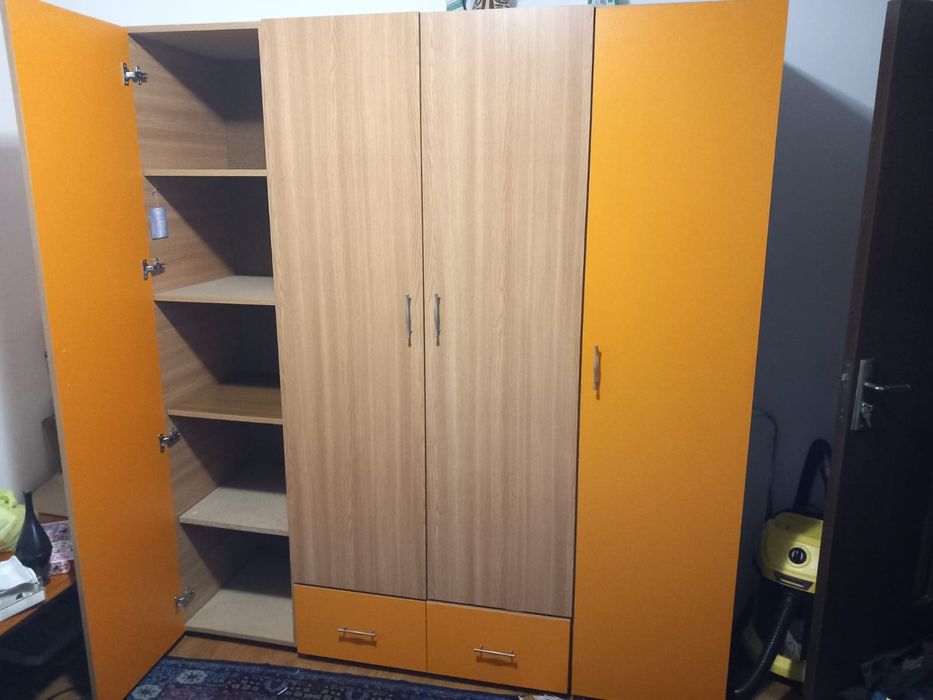 Șifonier în 3 canate