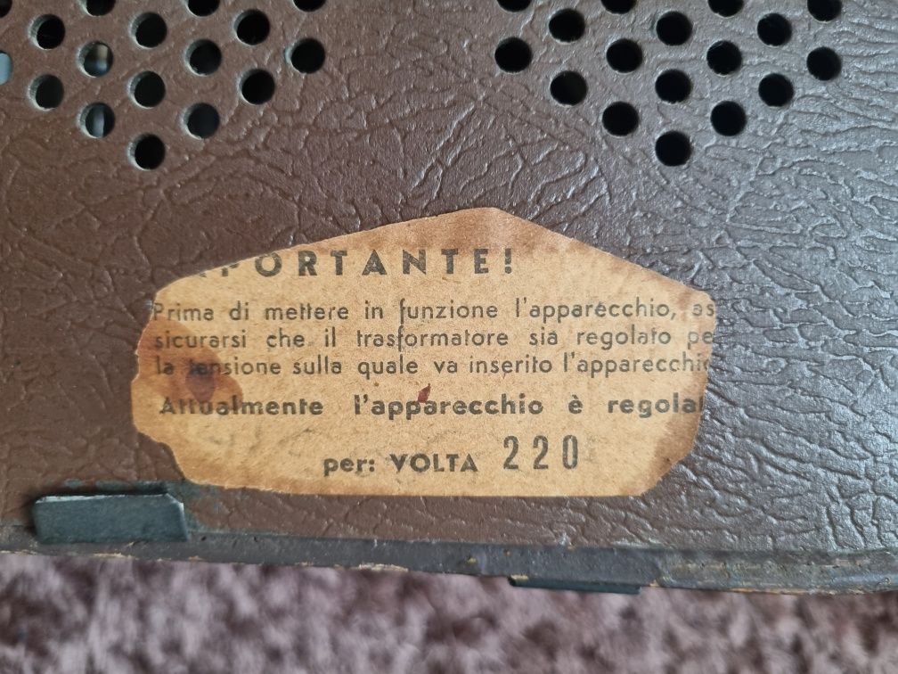 Radio pe lampi functional