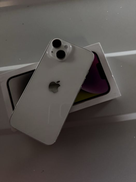 Продам Айфон 14