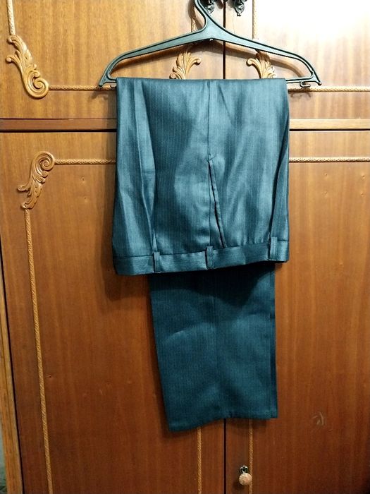 Костюм мужской б/у