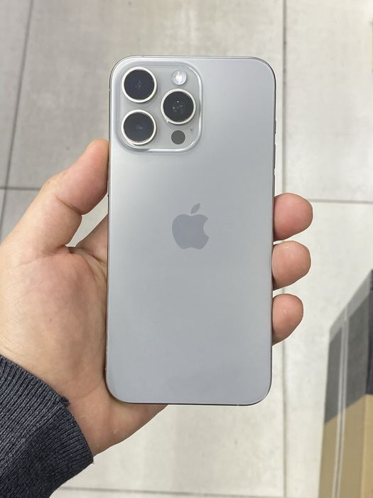 iPhone 15 max 512gb