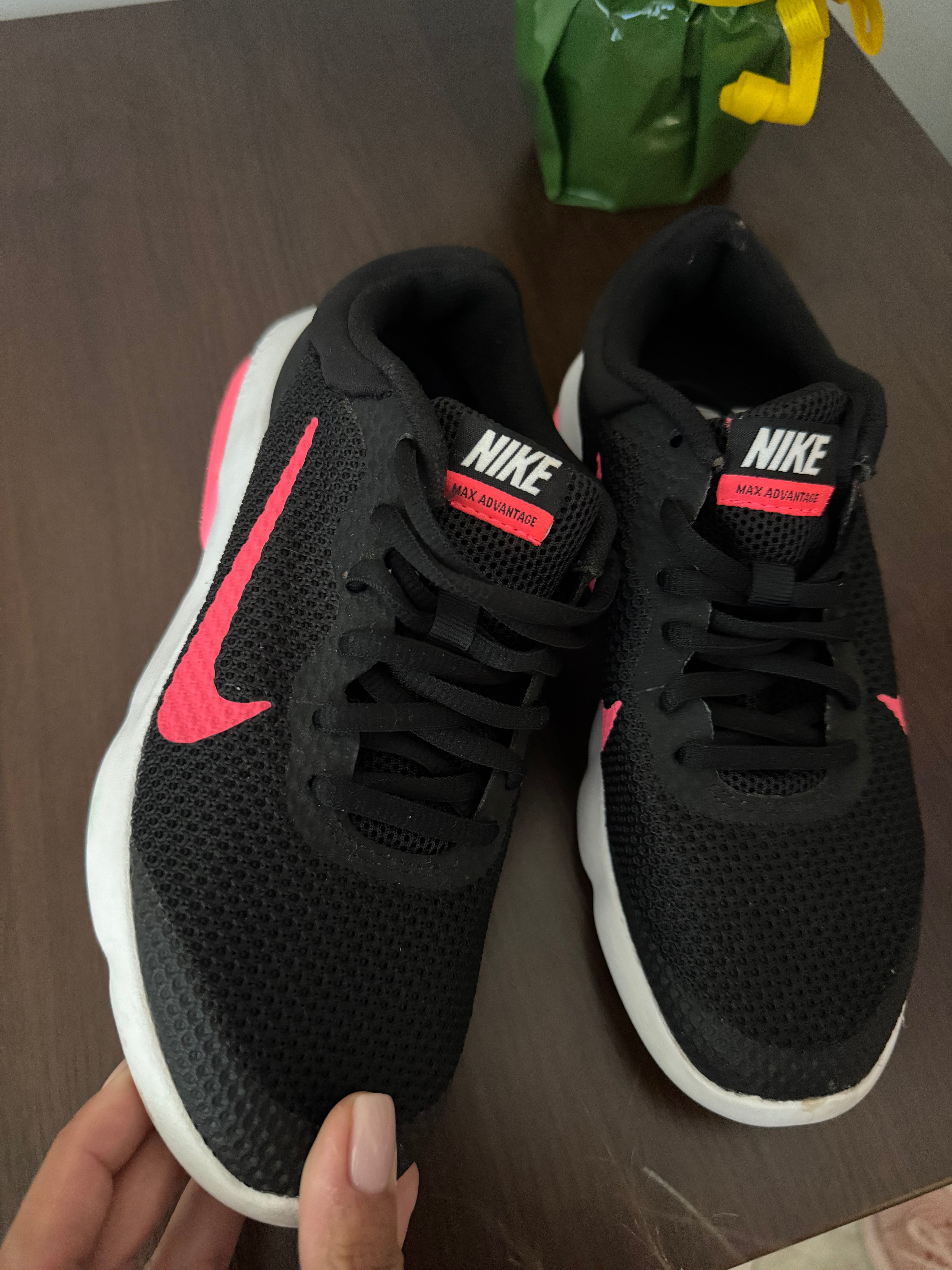 Дамски Маратонки NIKE