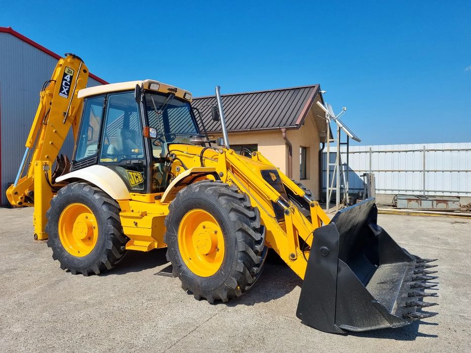 JCB 4CX