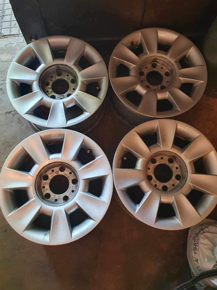 Алуминиеви джанти 8 броя  15" 5х120 7Jx15 ET47 Ц.О. 72.5 BMW