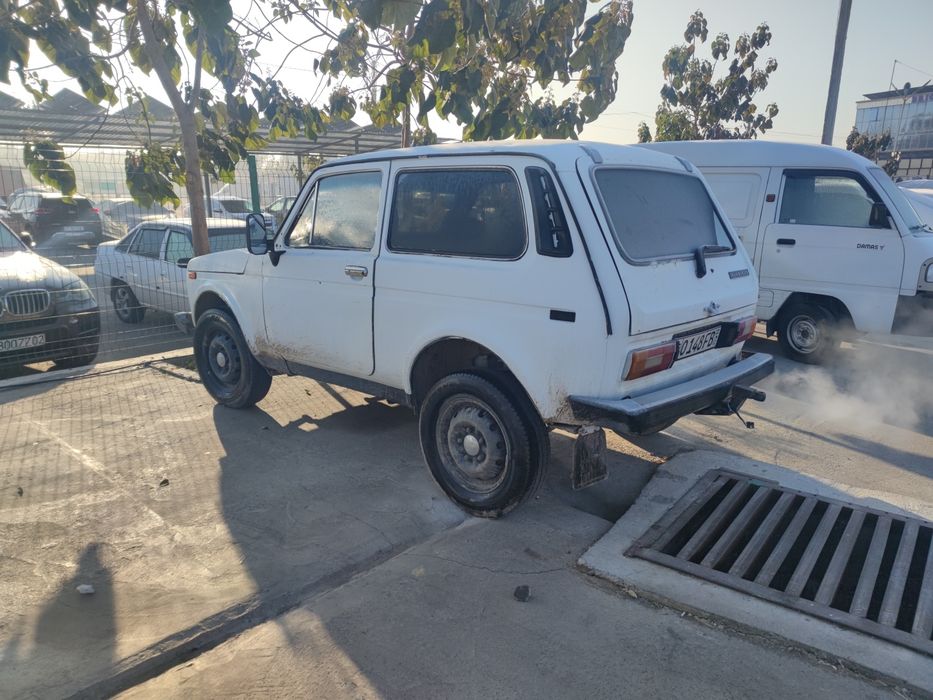 Нива 4х4 Метан 1990й