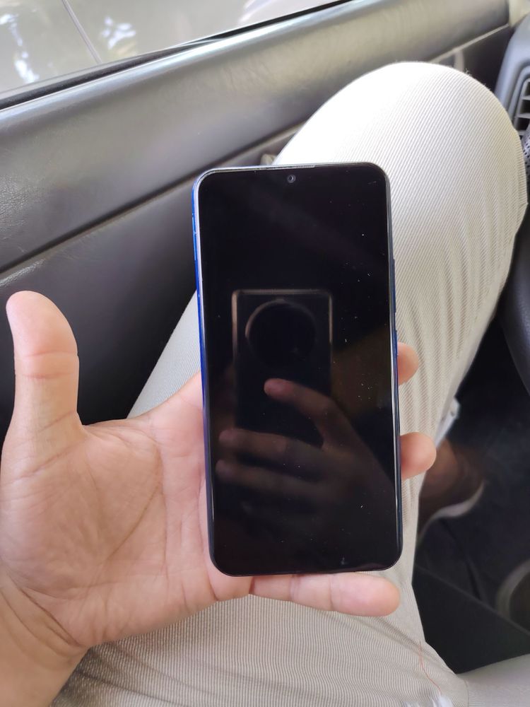 Vivo y12 64 gb Aybi yoq