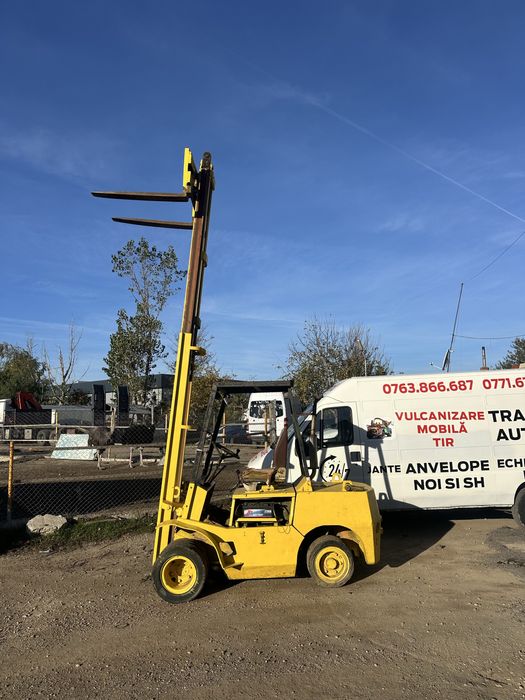 Stivuitor diesel ridica 5.5 metri motostivuitor greutate 7 tone