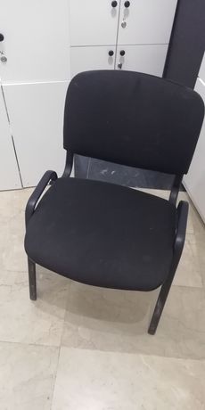 Продам чёрный стул