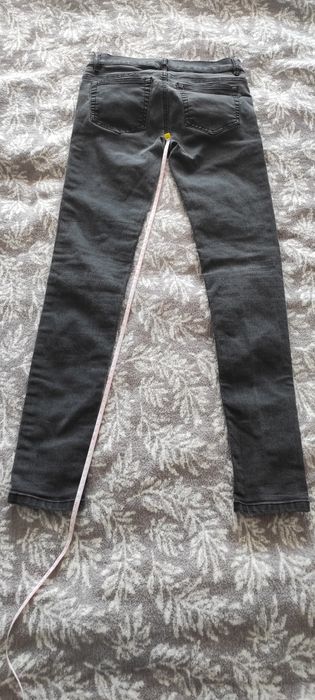 Дамско яке и дънки