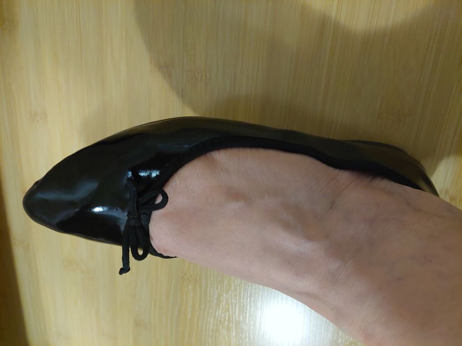 Balerini din piele lacuita 37