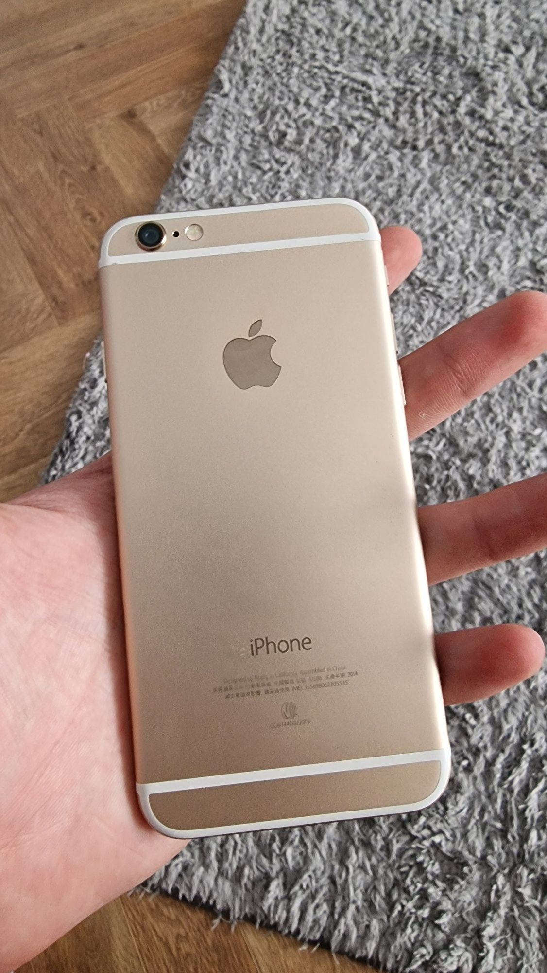 Продается IPhone 6