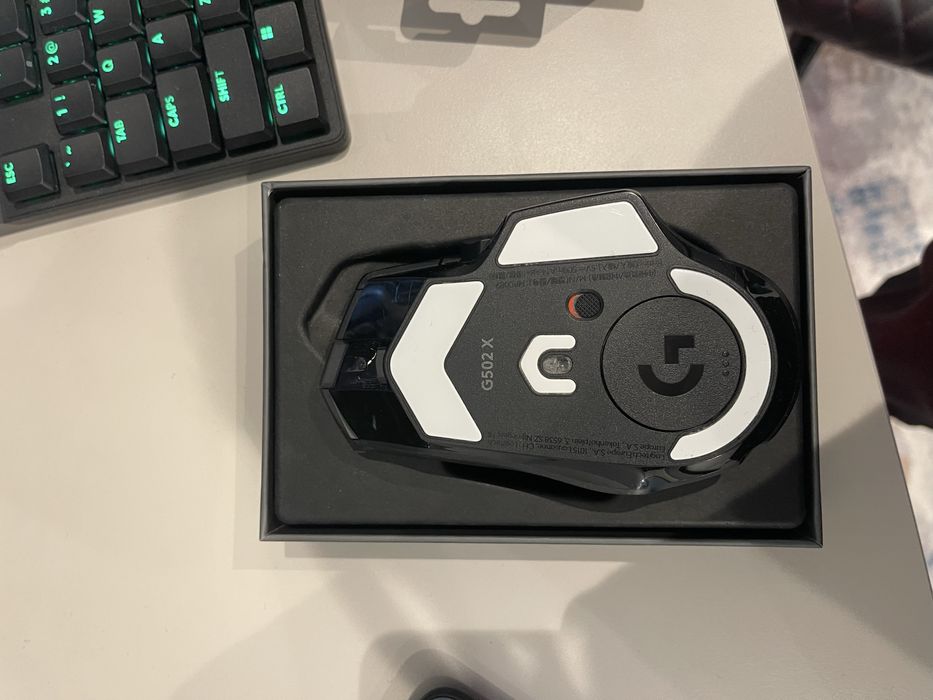 Logitech G502 x plus