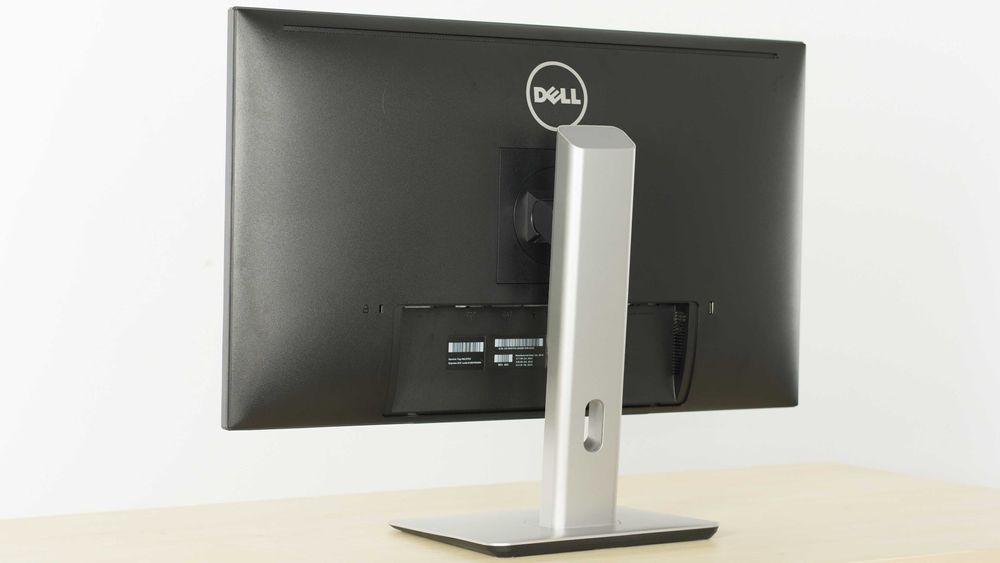 Monitor DELL IPS U2715HC 27inch, rezolutie 2K, refresh rate 60 Hz