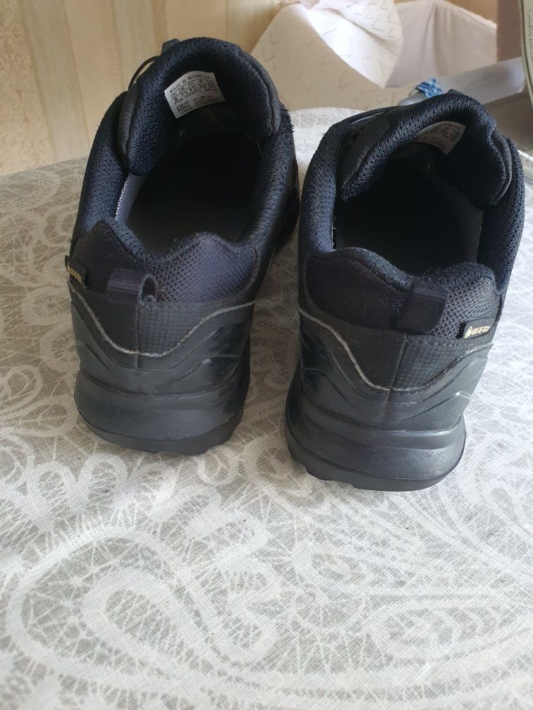 Кроссовки Adidas terrex 39 размер
