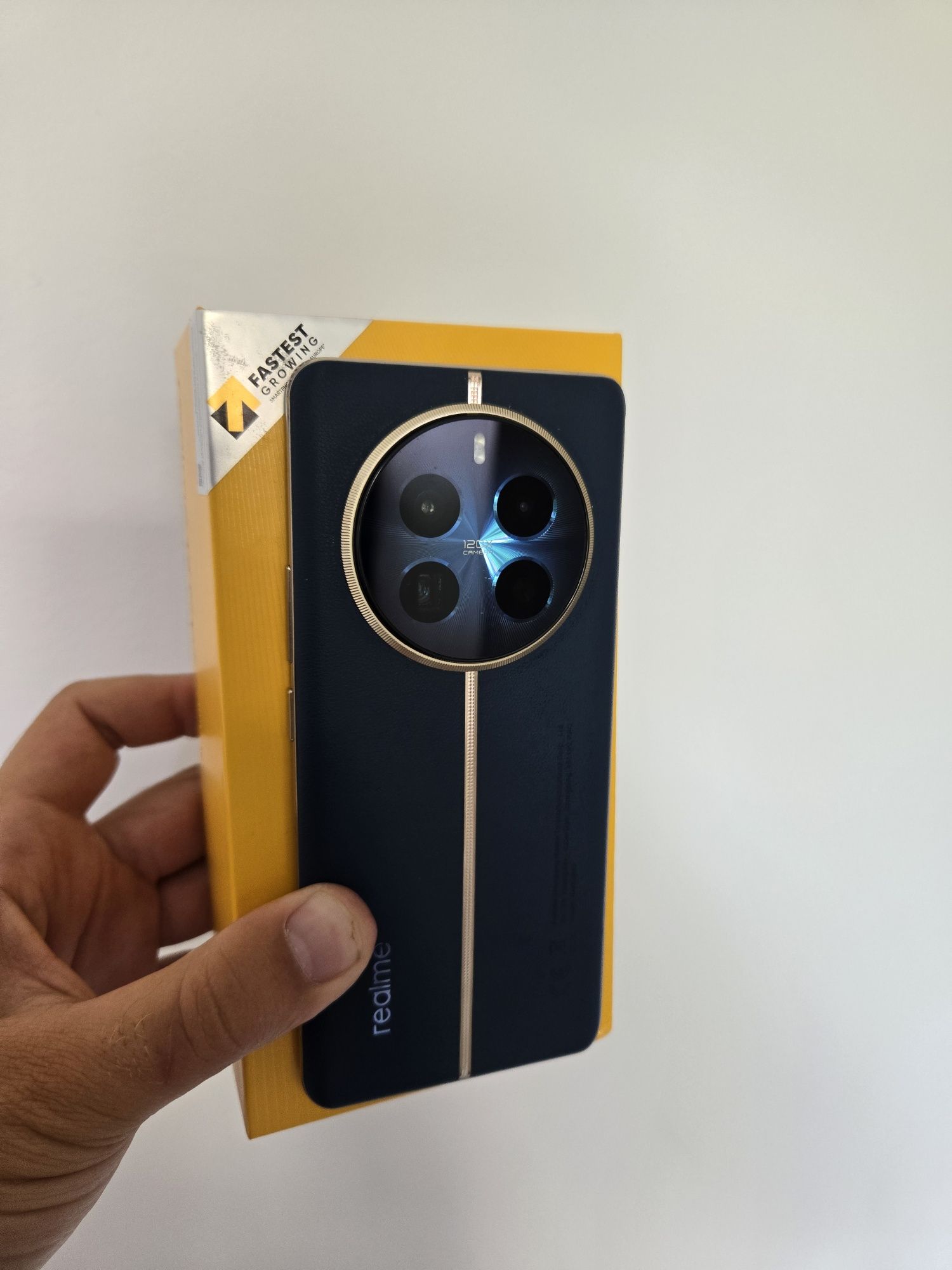 Продавам Realme 12 Pro Plus 512/12